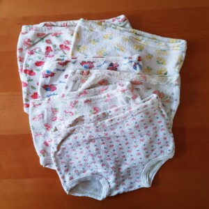 Baby Höschen 7 St. mit versch. Größen vintage