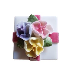 Porzellandose Blumen